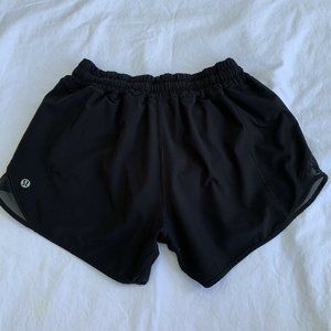Lululemon Hotty Hot Short II Long 4"